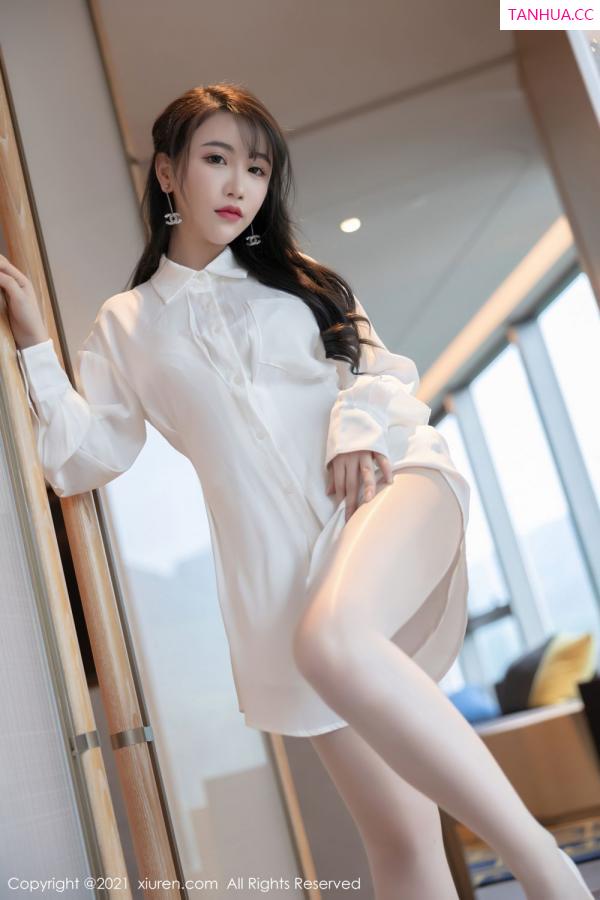 谢芷馨  绯月樱深圳旅拍 洁白秀美的服饰第17张图片
